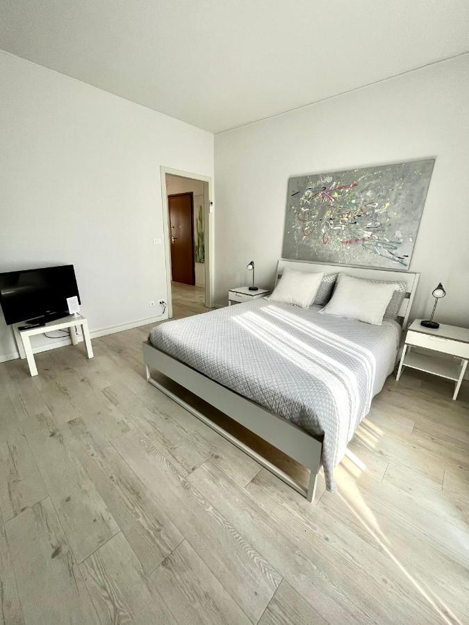 Your Familyapartment in Sirmione Dış mekan fotoğraf