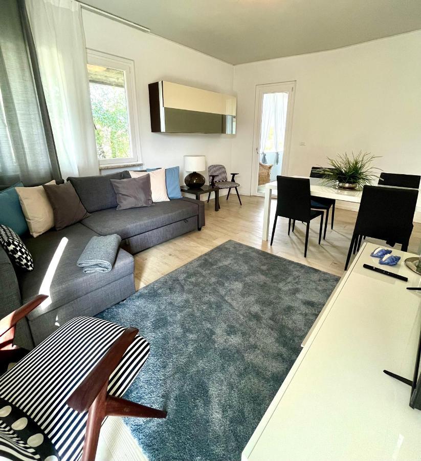 Your Familyapartment in Sirmione Dış mekan fotoğraf