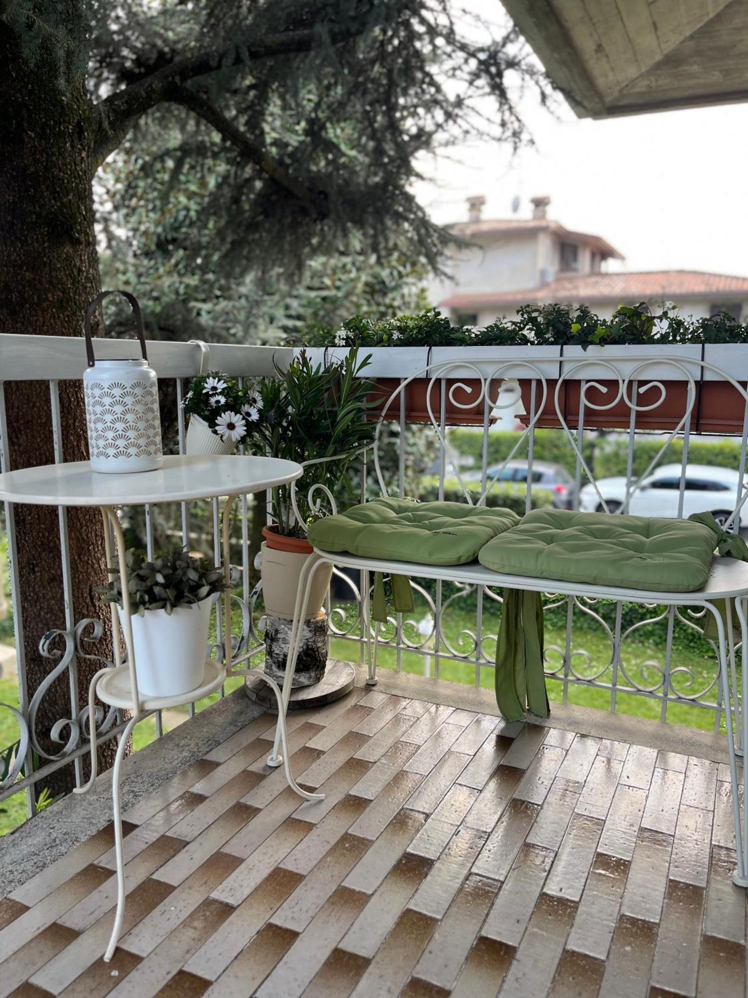 Your Familyapartment in Sirmione Dış mekan fotoğraf