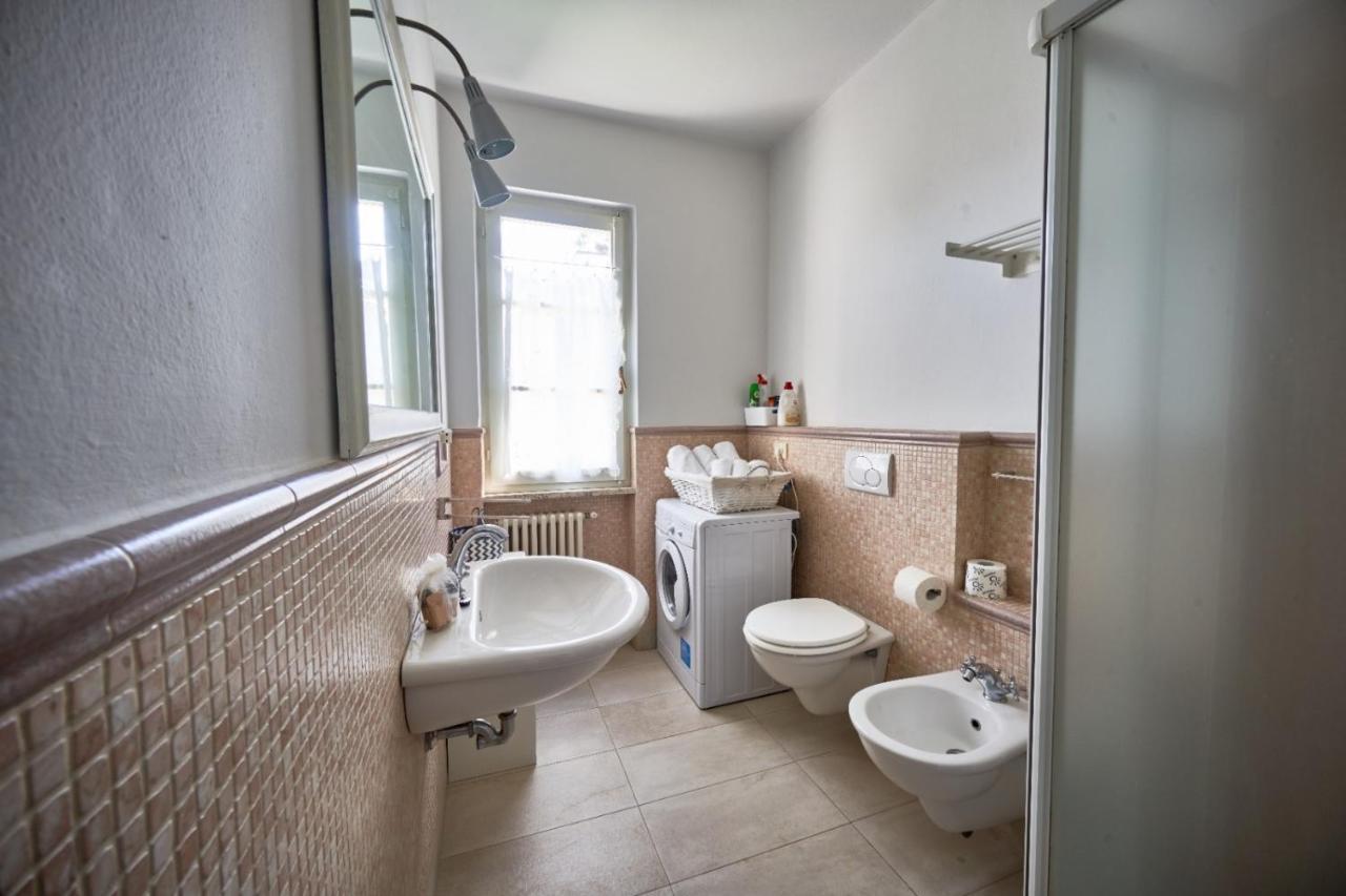Your Familyapartment in Sirmione Dış mekan fotoğraf
