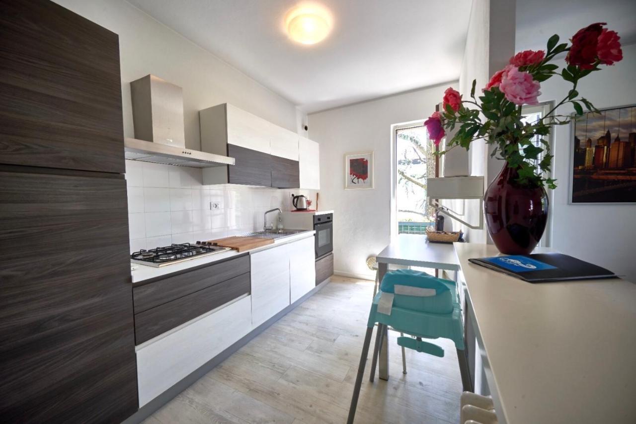 Your Familyapartment in Sirmione Dış mekan fotoğraf